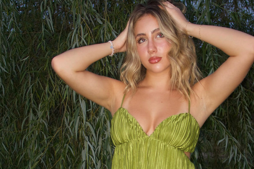 Ava Kolker net worth breakdown showing Disney actress earnings from Girl Meets World and Sydney to the Max