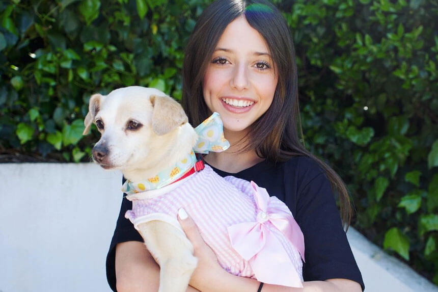 Chelsea Lascher net worth 2025 showing teen TikTok star income from YouTube and brand deals