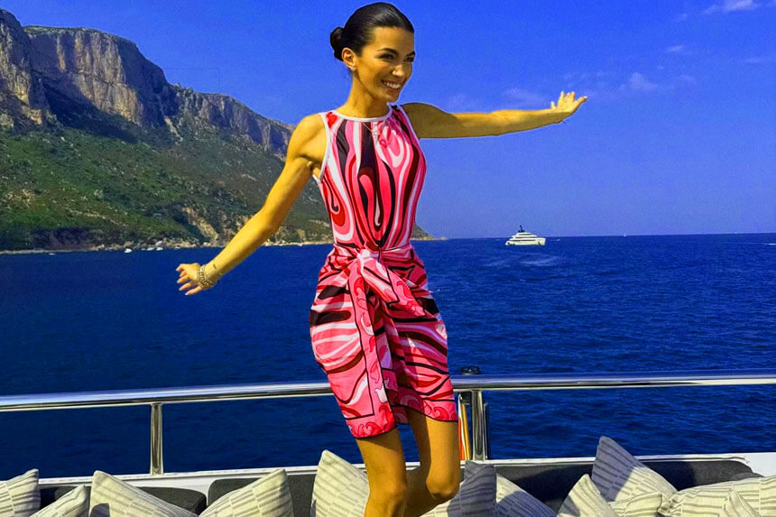 Ellie Zeiler net worth 2025 TikTok influencer social media earnings brand deals Jane Jewels jewelry business success