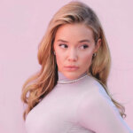 Olivia Ponton net worth 2025 model and social media influencer earnings breakdown