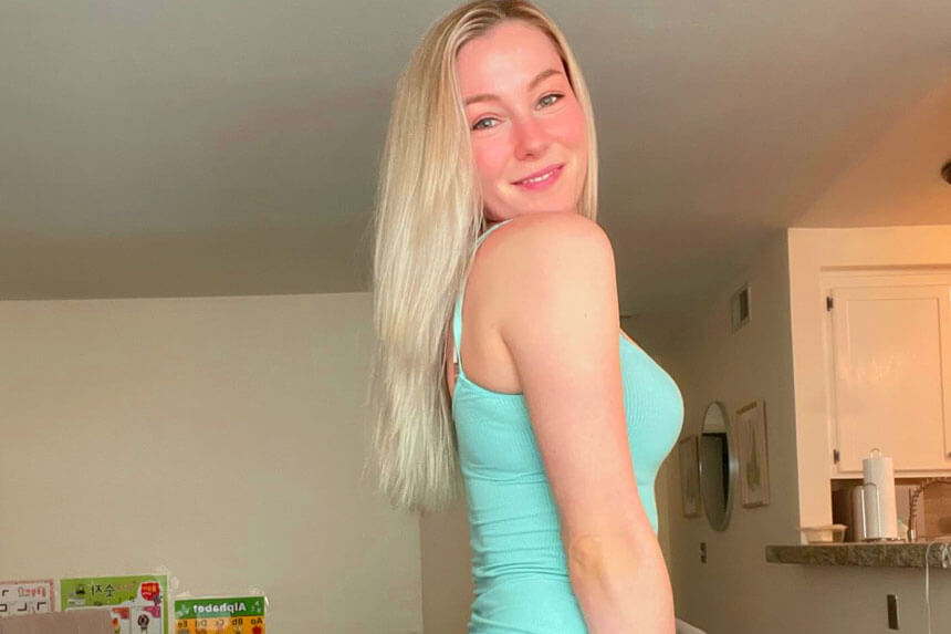 STPeach net worth income breakdown chart showing Twitch earnings sponsorships and business revenue streams 2025