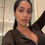 Yasmina Khan net worth 2025 OnlyFans creator earnings and income breakdown