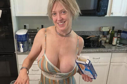 Dee Williams net worth breakdown showing income sources and career earnings in adult entertainment industry