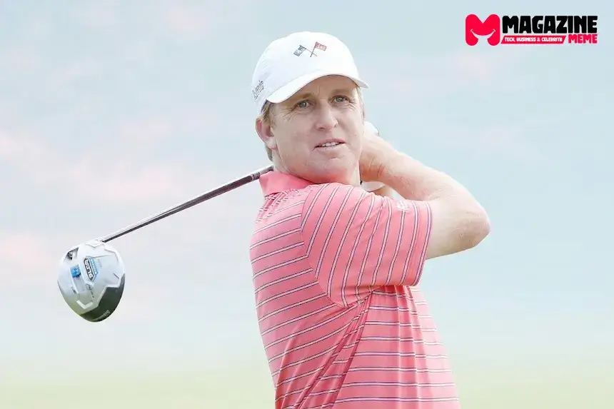David Toms swinging a driver during a PGA Tour event
